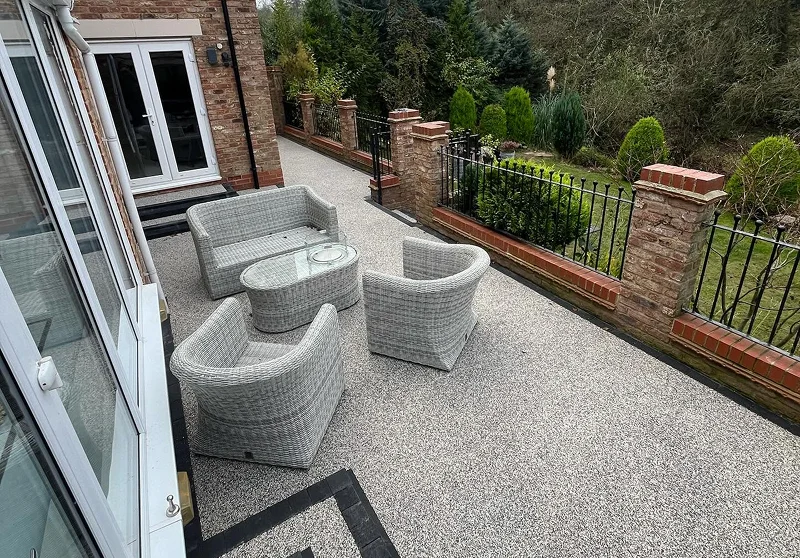 NE patio image1