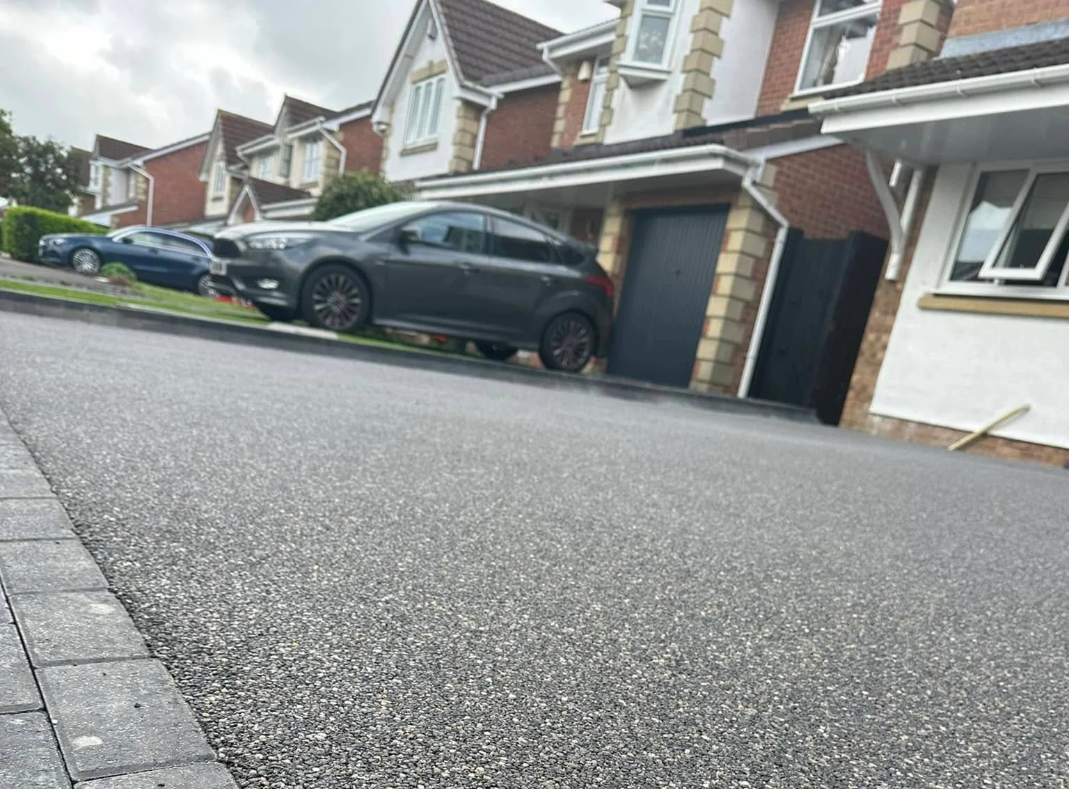 Resin Driveway image9